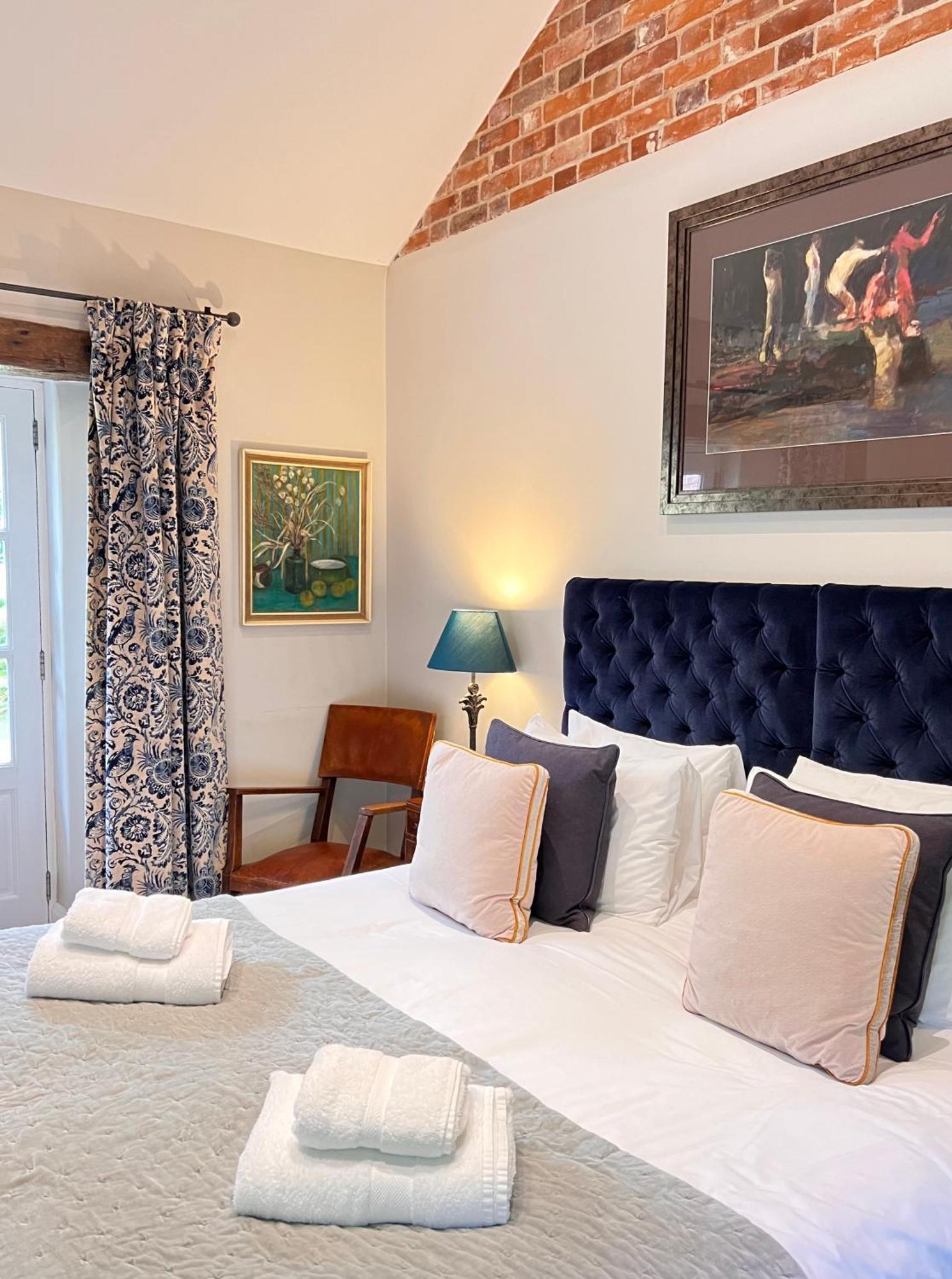 The Brisley Bell Hotel Buitenkant foto